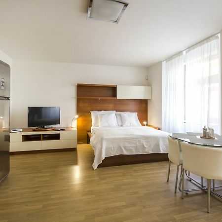 Luxurious Apartment Near Prague Castle Экстерьер фото
