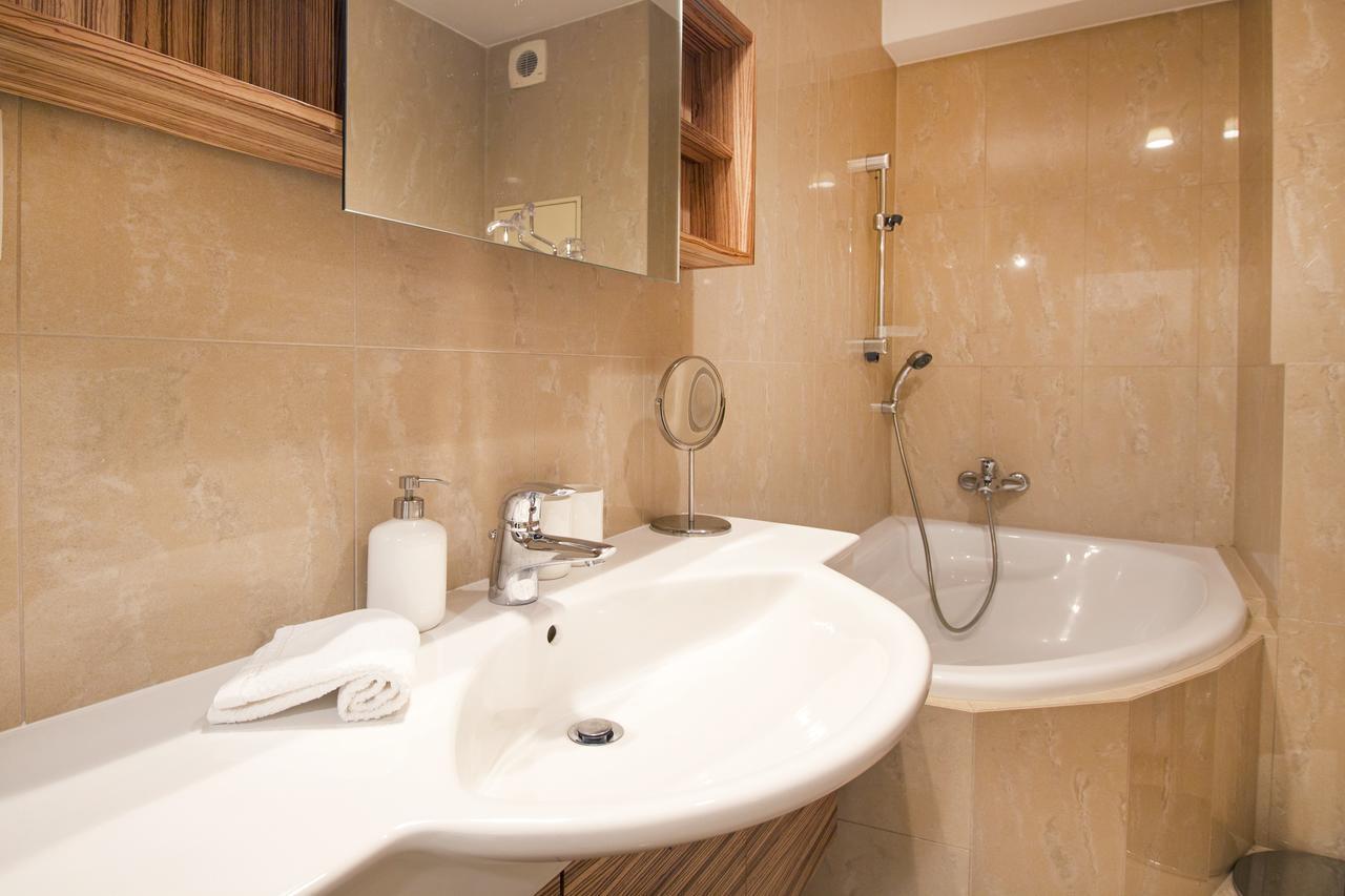 Luxurious Apartment Near Prague Castle Экстерьер фото